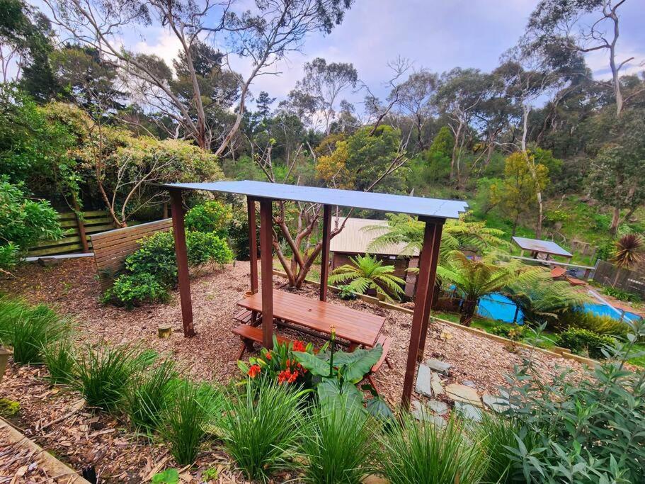 Sweet Water Serenity - Vintage Furnishings - Pool Villa Frankston Exterior photo